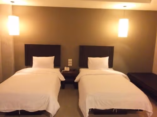 Deluxe Twin Room (Building)