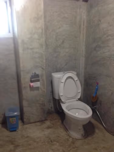 Queen Room with Private Bathroom