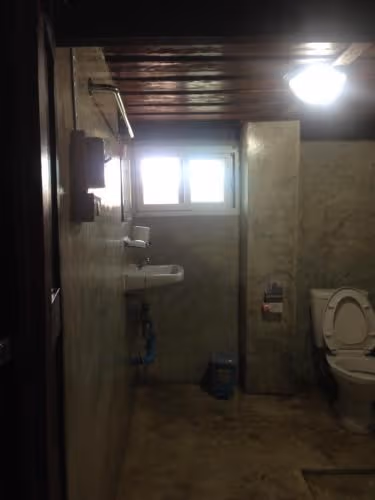 Queen Room with Private Bathroom