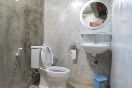 King Room with Private Bathroom