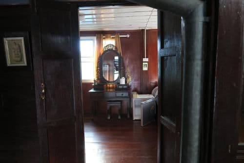 King Room with Private Bathroom