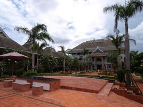 Villa (3 Adults)