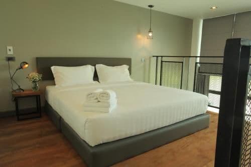 Deluxe King Room