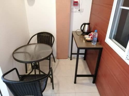 Queen Room with Shared Bathroom