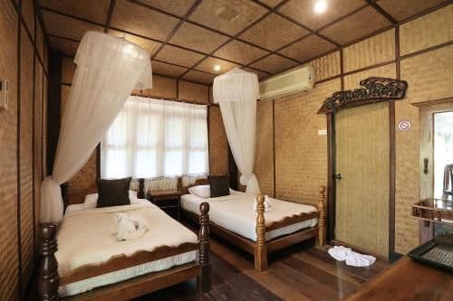 Twin Room with Balcony
