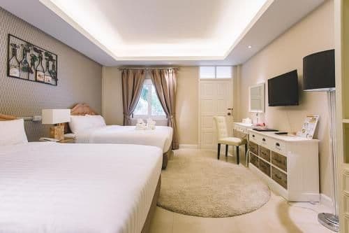 Deluxe Twin Room