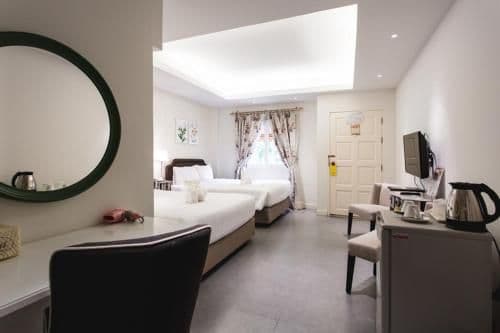 Superior Twin Room with Garden View