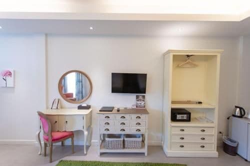 Twin Room with Mountain View