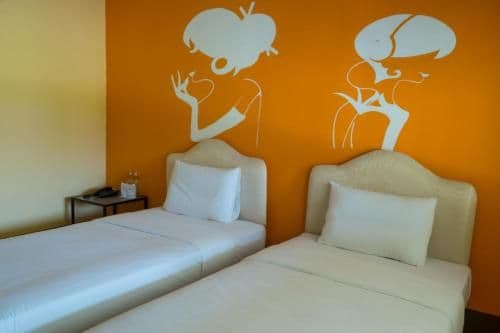 Standard Twin Room