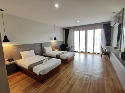Superior Family Room