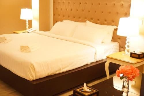 Deluxe Double or Twin Room with City View