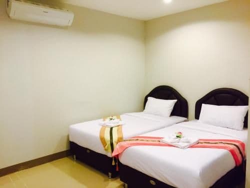 Economy Twin Room