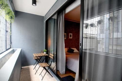 Deluxe Queen Suite
