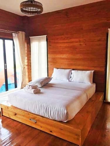 One-Bedroom Bungalow