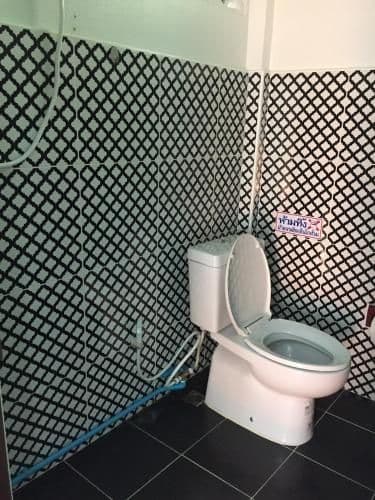 Large House with Private Bathroom