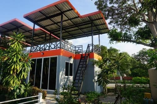 Large One-Bedroom House with Rooftop