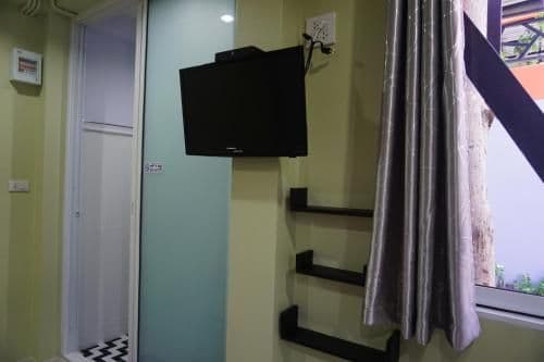 Large One-Bedroom House with Rooftop