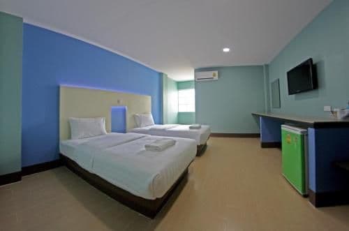 Standard Twin Room