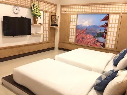 Triple Room