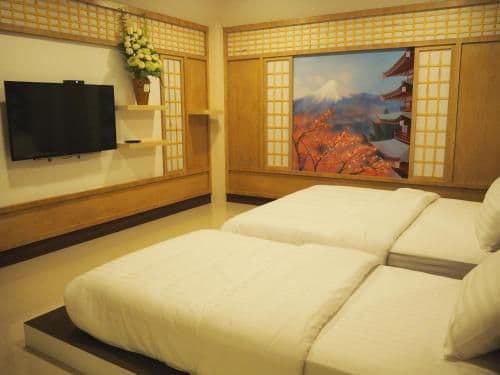 Triple Room