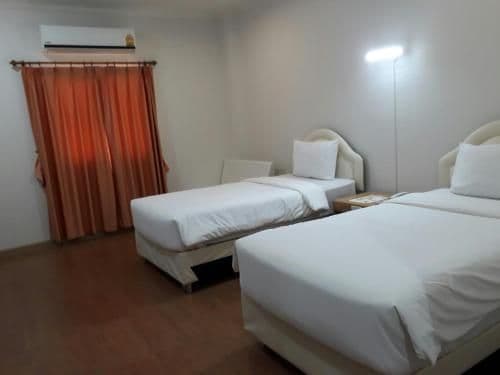 Economy Twin Room