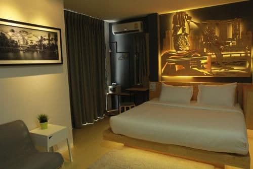 Deluxe King Room