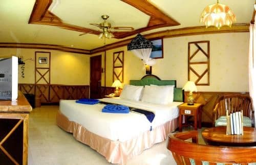 Deluxe Double Room with Spa Bath