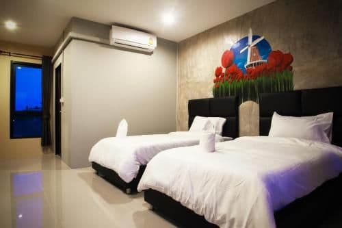 Standard Twin Room