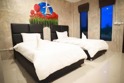 Standard Twin Room