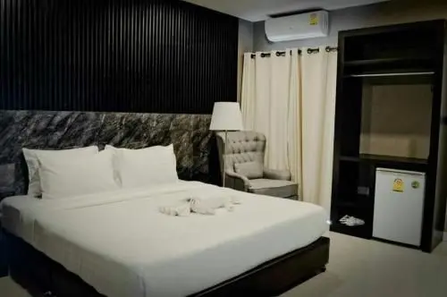 โรงแรม เดอะ เซเนอรี โรงแรม เดอะ เซเนอรี