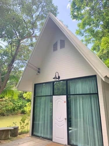 Superior Bungalow