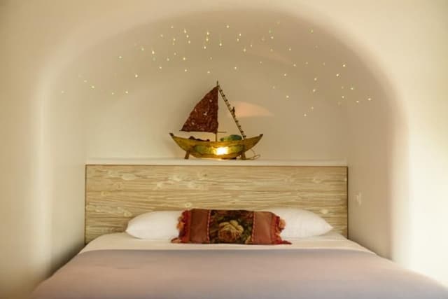 SUITE WITH PRIVATE POOL