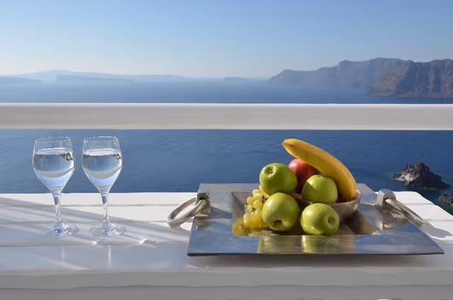 SUITE WITH PRIVATE POOL