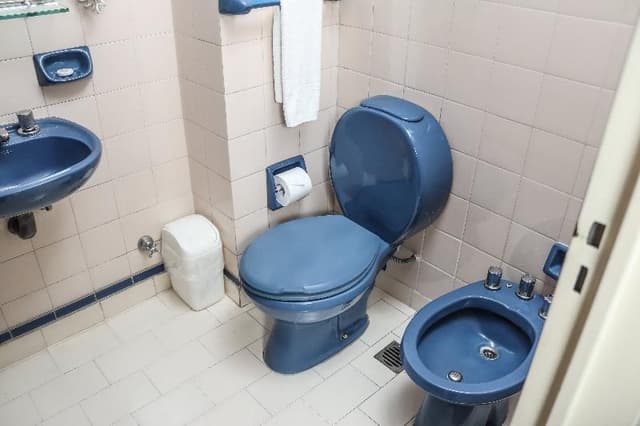 TWIN STANDARD