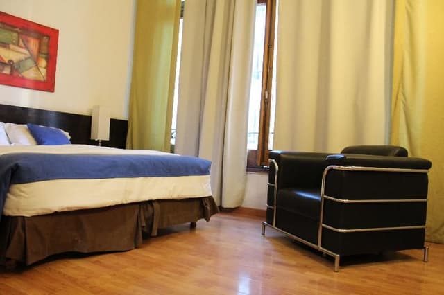 TRIPLE WITH DOUBLE BED