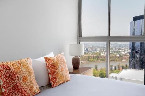 Three-Bedroom Apartment with Balcony