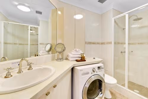 Superior One-Bedroom Apartment with Queen bed