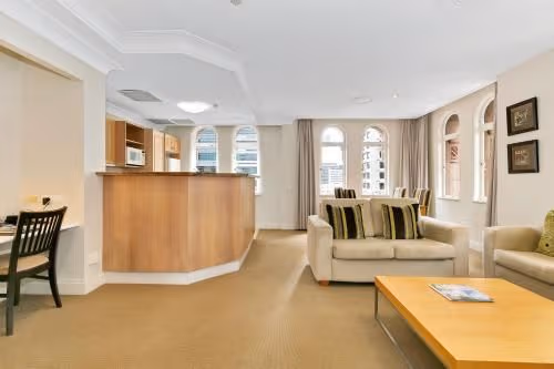 Two-Bedroom Apartment with 2 Queen Beds