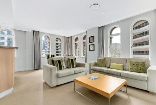 Two-Bedroom Apartment with 2 Queen Beds