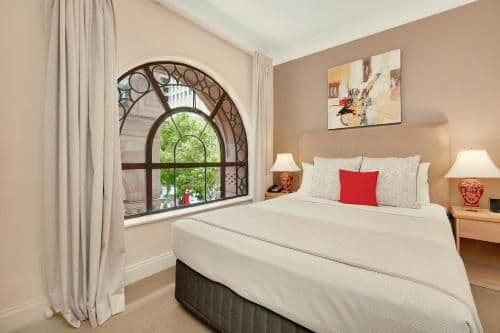 Superior One-Bedroom Apartment with Queen bed