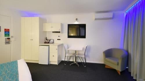 Premium Queen Room with Spa Bath