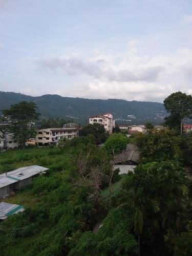 Standard Twin Room with Mountain View