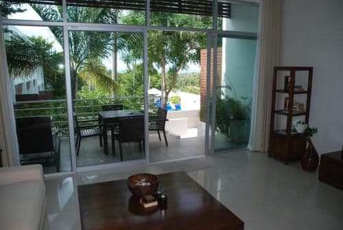 Deluxe Two-Bedroom Duplex with Sea View