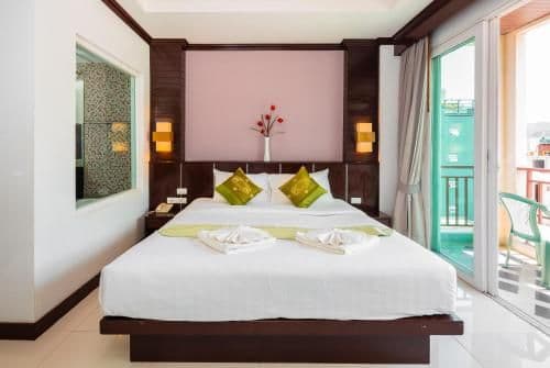Deluxe Double or Twin Room