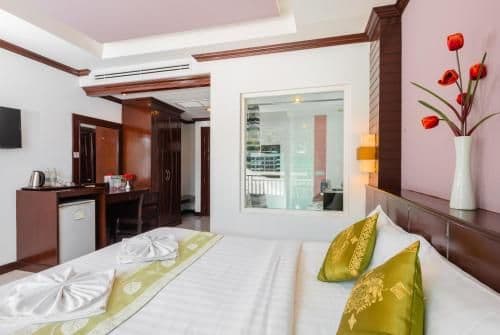Deluxe Double or Twin Room