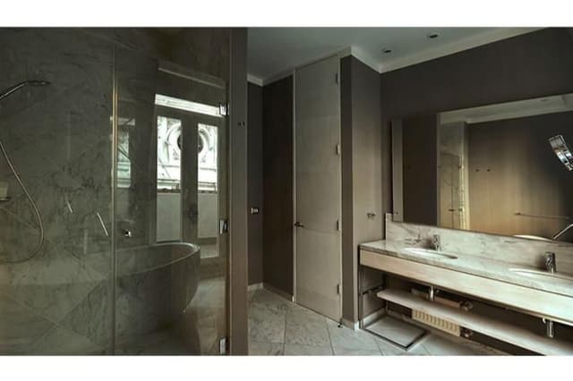 SUITE PREMIUM