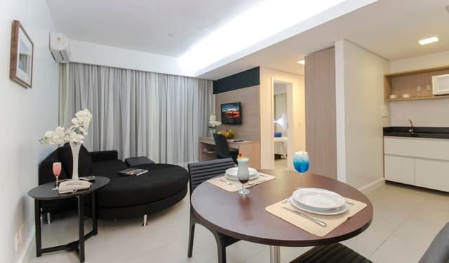 SUITE CAPACITY 1 ONE BEDROOM