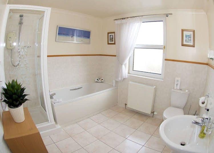 Daviot Guest House