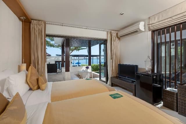 VILLA THREE BEDROOMS