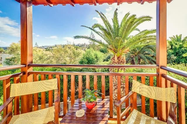 DOUBLE GARDEN VIEW